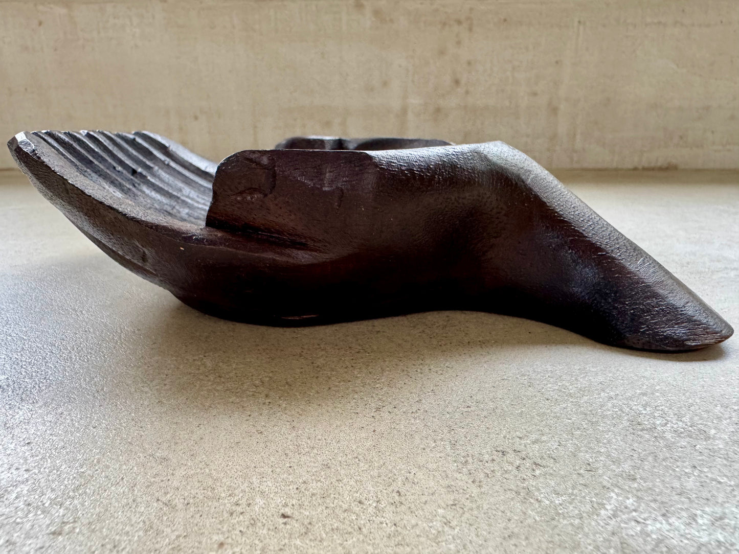 Houten Handen uit Bali - M bruin