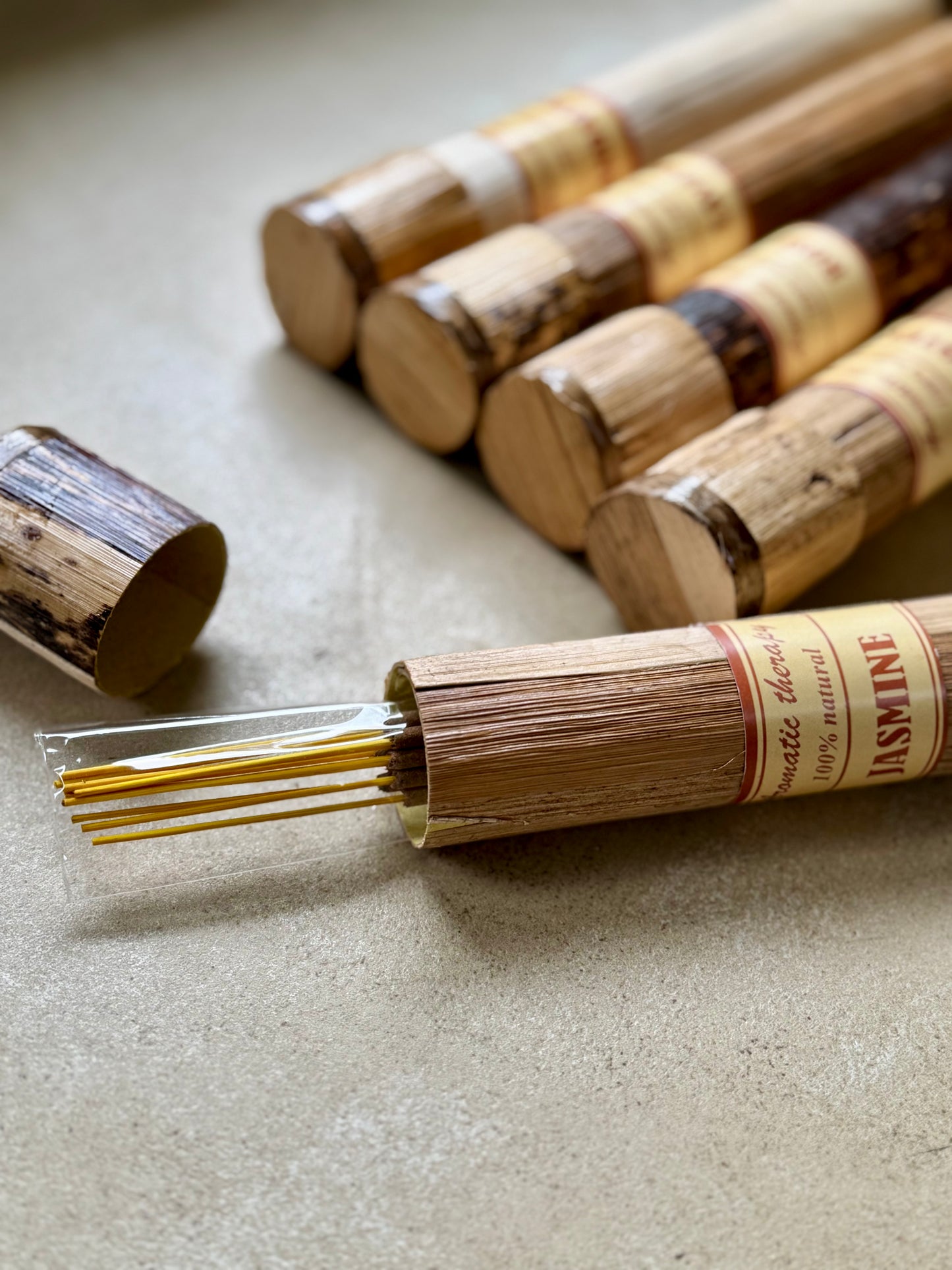 Wierook uit Bali - 5 Geuren in Bananenbladkokers